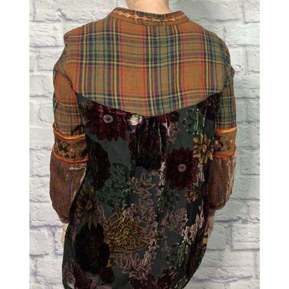 Stunning Boho Patchwork Multimedia Tunic Blouse from John Mark - Picture 3 of 8